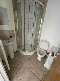 Studio to rent, FLAT C, 126 DREWRY LANE, DERBY