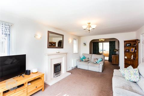 2 Chiltern Drive, Bury, BL8 1QY