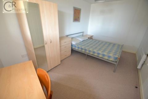 2 bedroom apartment to rent, Trinity Court, Higher Cambridge Street, Hulme, Manchester, M15 6AR