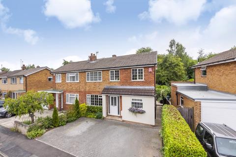 4 bedroom semi-detached house for sale - The Fairway, Tadcaster, LS24 9HL