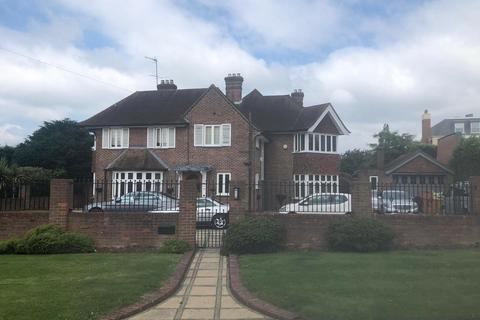 37 The Drive, Ickenham, Uxbridge, UB10 8AF