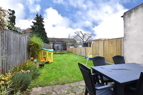 24 Dixon Road, London, SE25 6TZ
