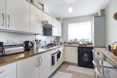 54 Ebdon Way, Torquay, TQ1 4FE