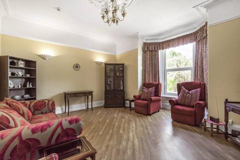 Flat 1, 39 Battenhall Road, Worcester, WR5 2BQ
