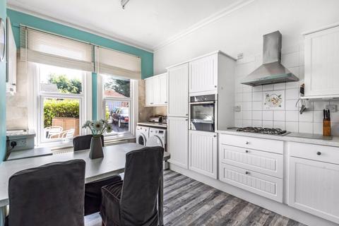 Flat 1, 39 Battenhall Road, Worcester, WR5 2BQ