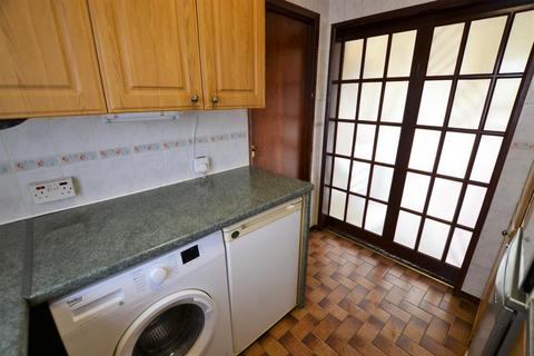 22 Costiland Drive, Bristol, BS13 8DU