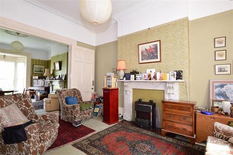 142 Borstal Road, Rochester, ME1 3BB