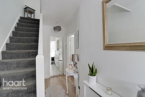 51 Bowden Road, Northampton, NN5 5LT
