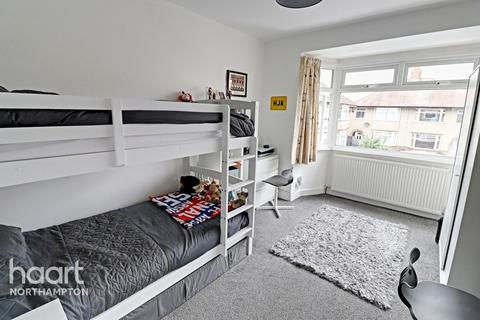 51 Bowden Road, Northampton, NN5 5LT