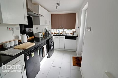 51 Bowden Road, Northampton, NN5 5LT