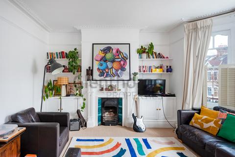 2 bedroom flat to rent, Harbord Street, Fulham , London SW6