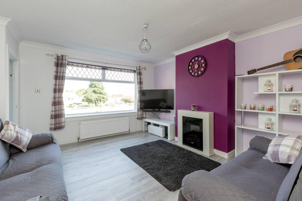49 Dolphin Gardens West, Currie, EH14 5RJ 2 bed semidetached house £