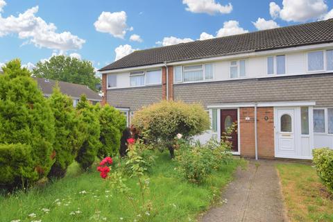 31 Woodrush Way, Romford, RM6 5BL