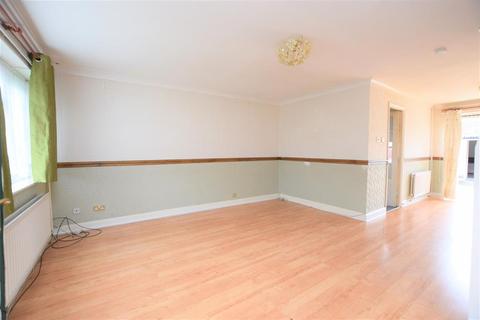 31 Woodrush Way, Romford, RM6 5BL