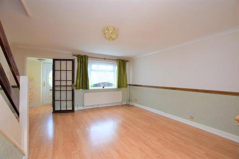 31 Woodrush Way, Romford, RM6 5BL