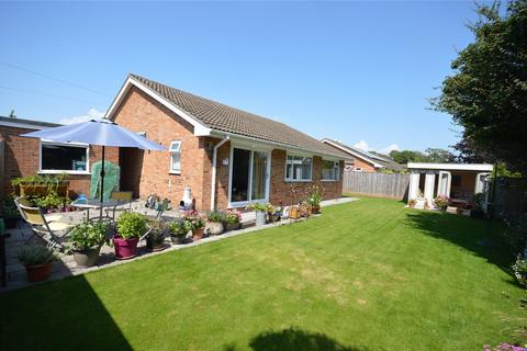 3 bedroom bungalow for sale, Pinetops Close, Pennington, Lymington, SO41