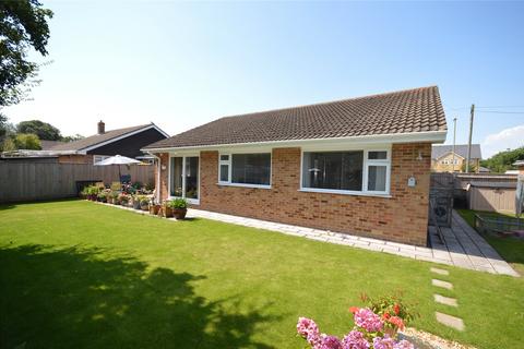 3 bedroom bungalow for sale, Pinetops Close, Pennington, Lymington, SO41