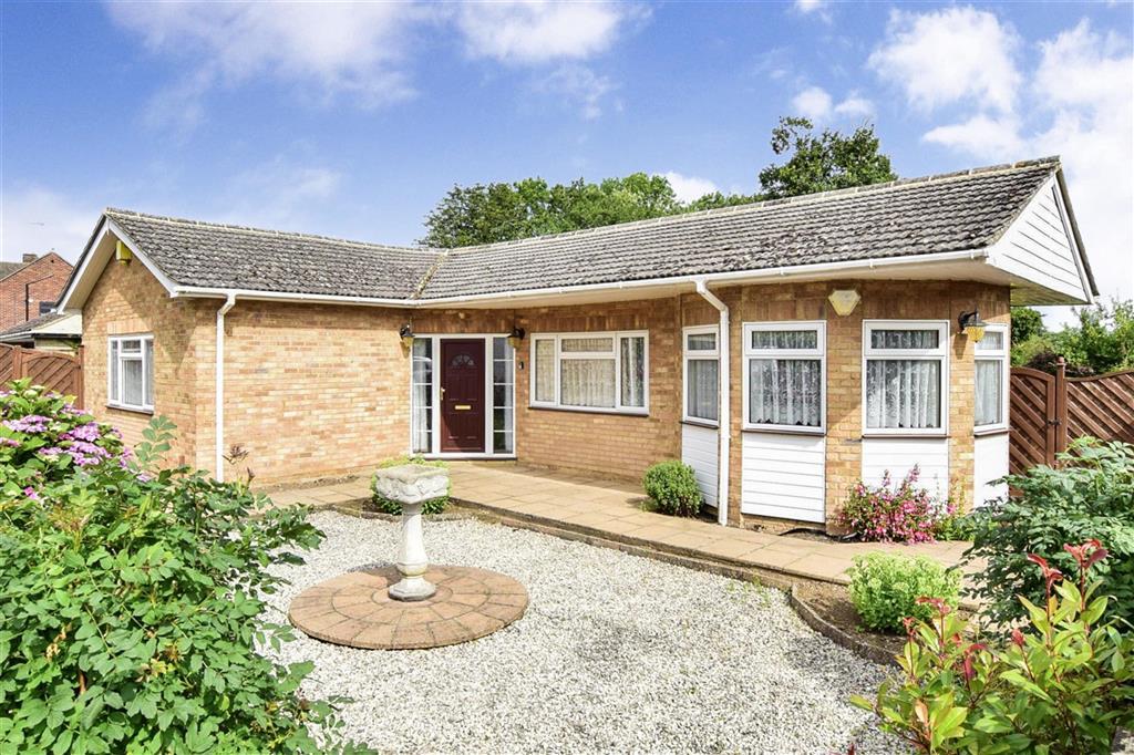 Way, Wigmore, Gillingham, Kent 2 bed detached bungalow £475,000