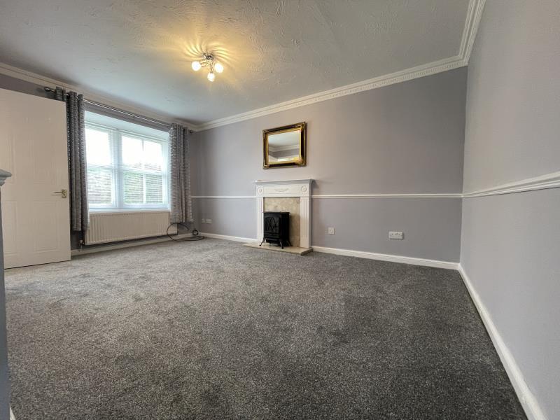 HUNTERS ROW, BOROUGHBRIDGE, YO51 9PE 3 bed terraced house £950 pcm (£