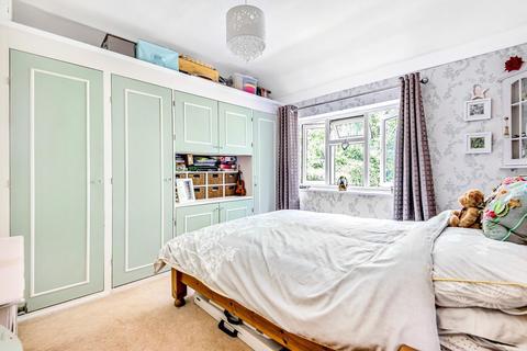 54 Eashing Lane, Godalming, GU7 2LB