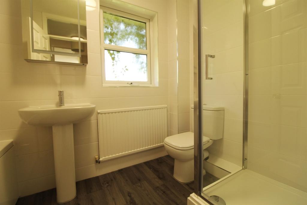 Shower+Room