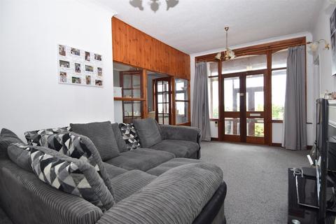 54 Beacon Hill, Herne Bay, CT6 6JN
