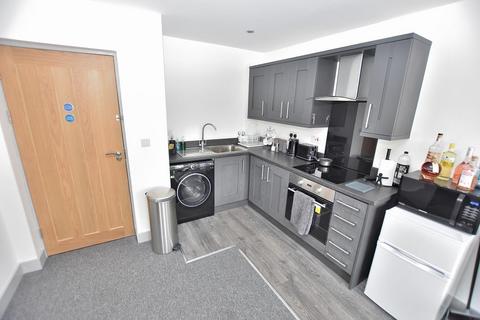 1 bedroom flat to rent, Hazara House, Wolverhampton