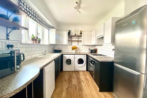 100 Dudley Road, Romford, RM3 8LL