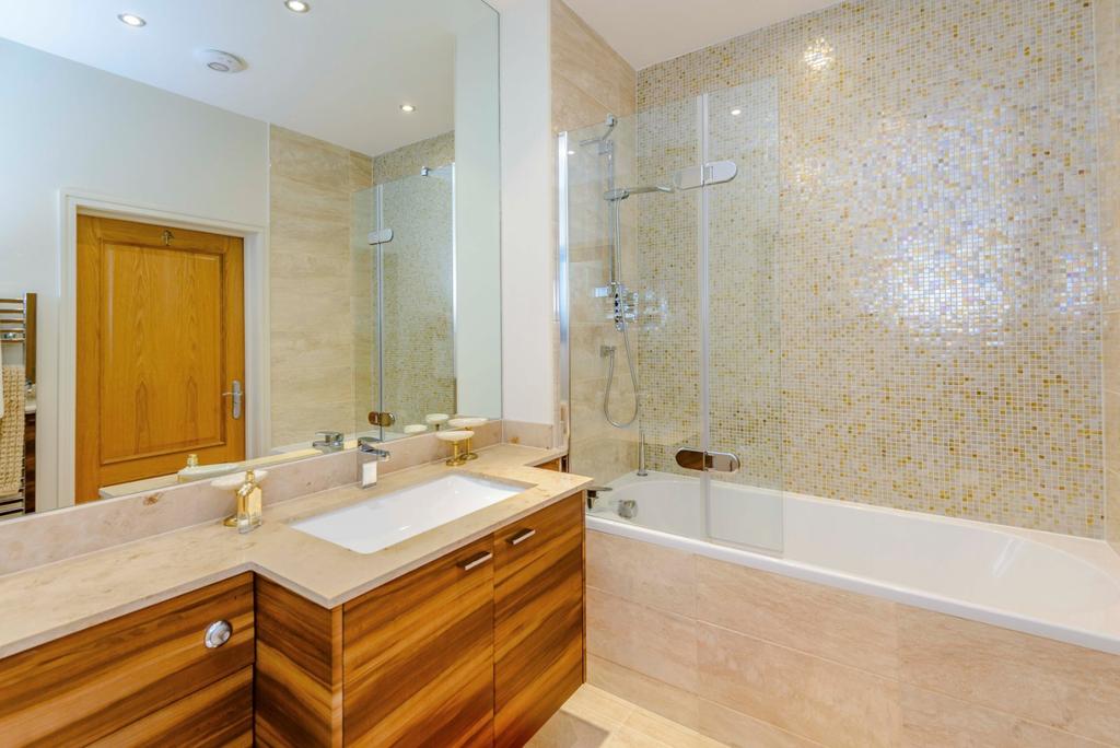2nd Bathroom