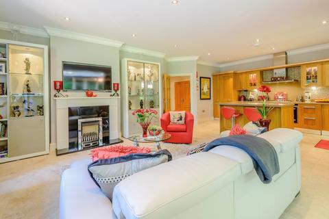 Apartment 5, Brockenhurst House Brockenhurst Road, Ascot, SL5 9FW