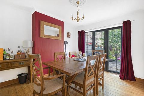 67 Bray Road, Guildford, GU2 7LJ