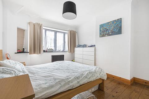67 Bray Road, Guildford, GU2 7LJ