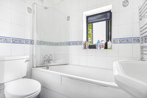 67 Bray Road, Guildford, GU2 7LJ