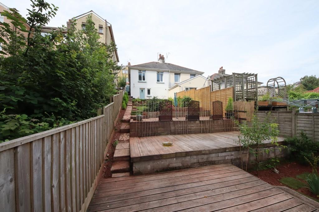 Road Paignton 2 bed semidetached bungalow £199,950