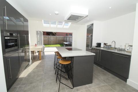 4a Hooker Close, Budleigh Salterton, EX9 6QX