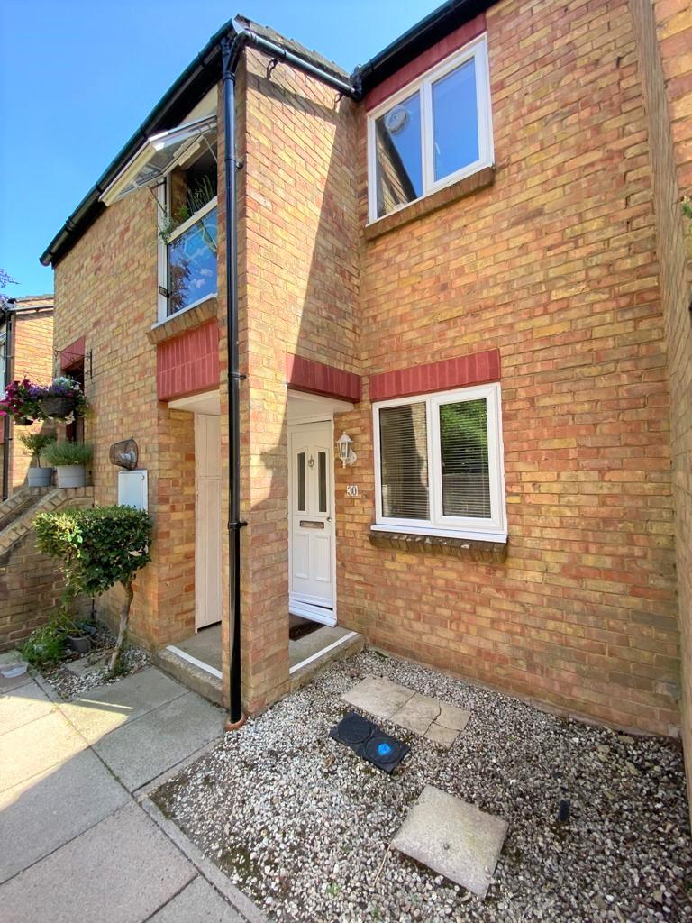 The Avenue, Northwood HA6 1 bed £1,250 pcm (£288 pw)