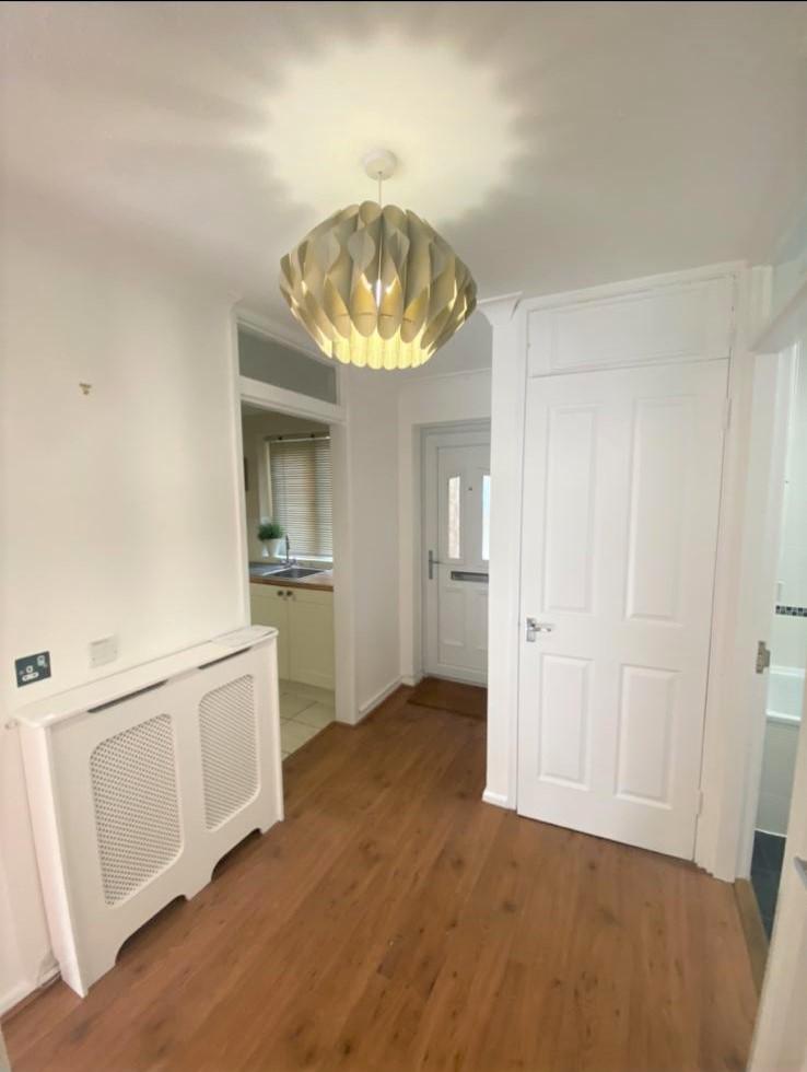 The Avenue, Northwood HA6 1 bed £1,250 pcm (£288 pw)