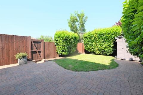 9 Doveney Close, Orpington, BR5 3WE