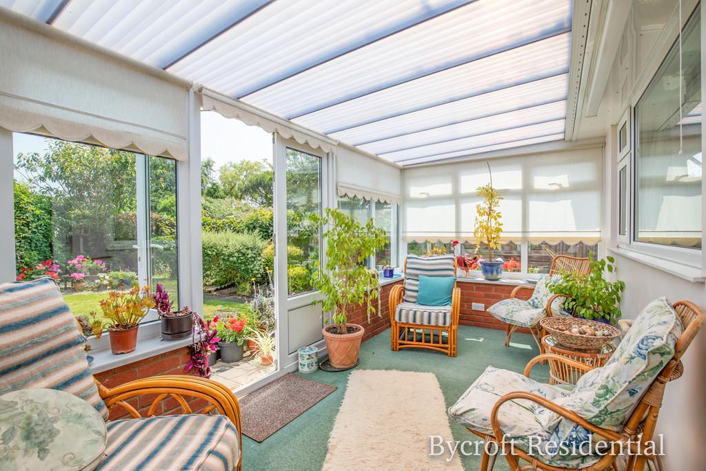 Hillside Close, Ormesby St Margaret 3 bed detached bungalow £360,000