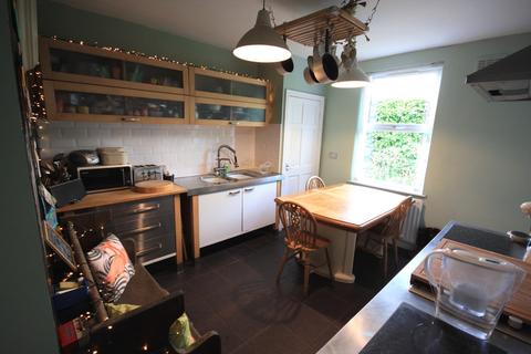 8 Fords Lane, Mow Cop, Stoke-on-trent, ST7 4NG