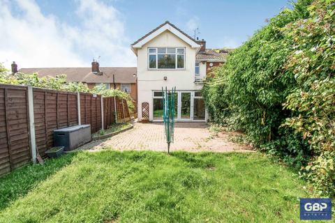 34 Mount Pleasant Road, Romford, RM5 3YL