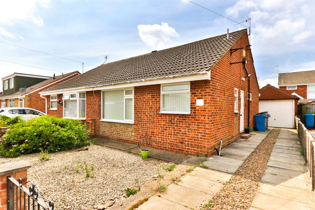 Newtondale, Hull, HU7 2 bed bungalow £115,000