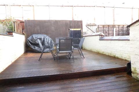 14 Crossley Street, Royton, Oldham, OL2 6AL