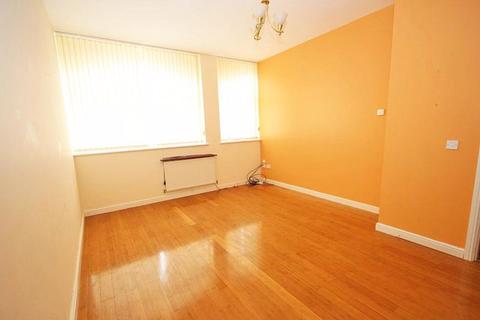 Flat 2, Hope House Hope Street, Grimsby, DN32 7QL