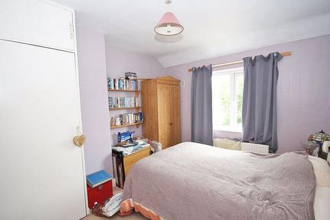 33 Clarendon Road, Grimsby, DN34 5SE