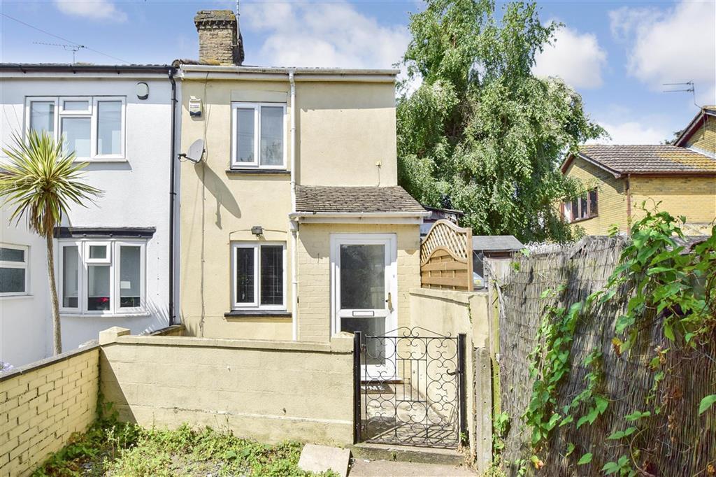 Grange Road, Gillingham, Kent 3 bed semidetached house £220,000