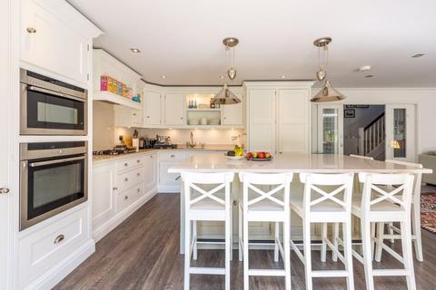 The Gatehouse Hooke Road, East Horsley, Leatherhead, KT24 5DY
