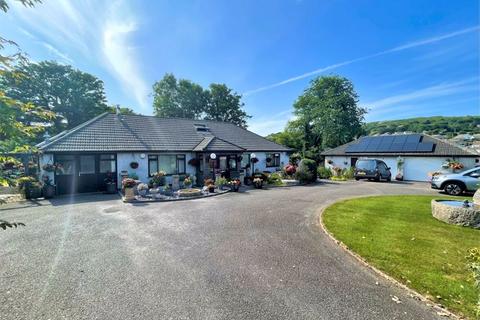 12 Bell Lane, Lanner, Redruth, TR16 6AP