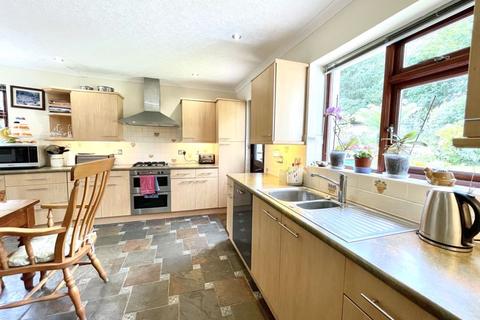 12 Bell Lane, Lanner, Redruth, TR16 6AP