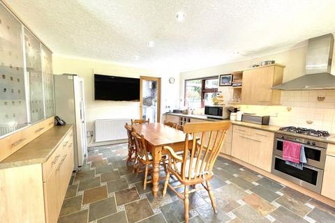 12 Bell Lane, Lanner, Redruth, TR16 6AP